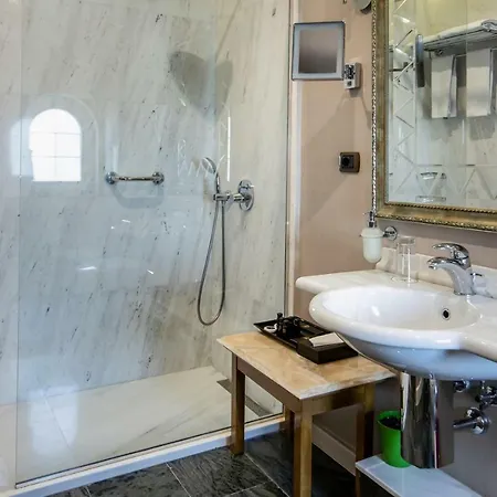 Hotell Xheko Imperial Luxury & 5*